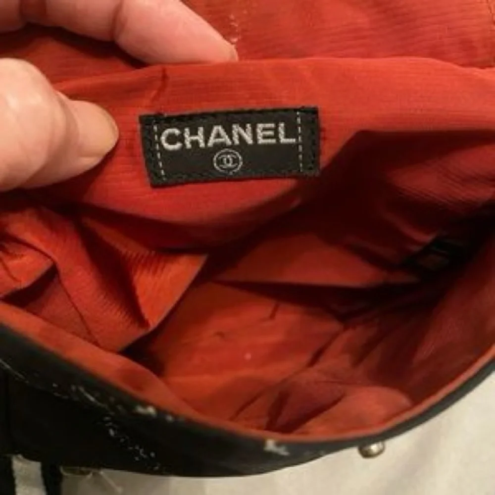CHANEL Travel Bag - Picture 9 of 16